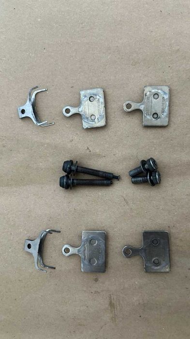 Zaciski hamulcowe Shimano BR-RX400