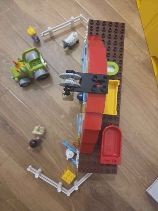 LEGO DUPLO FARMA 10869 plus gratis
