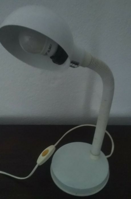 Candeeiro de secretaria/ mesa de cabeceira