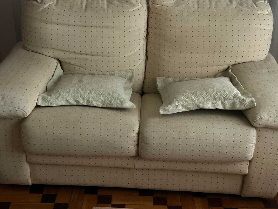 Conjunto de 2 sofas