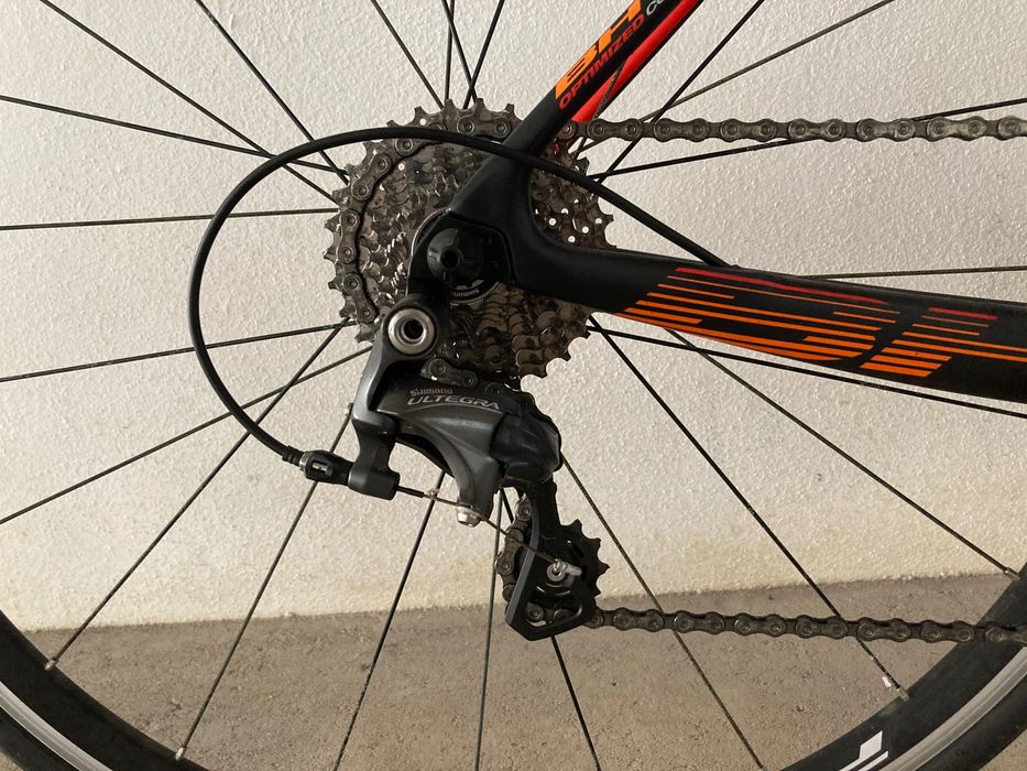 Bicicleta de estrada BH ULTEGRA LR357