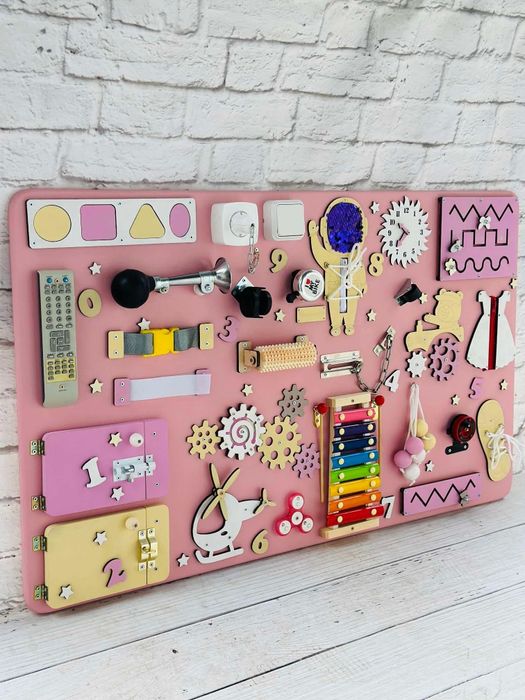 Бізіборд Бізікуб