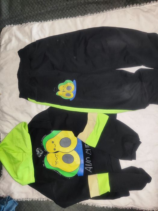 Спортивні костюми