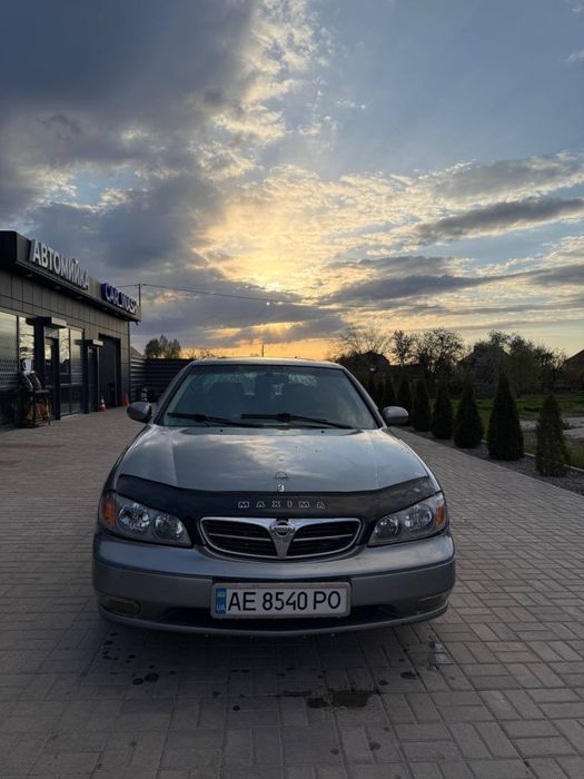 Nissan maxima 2.0