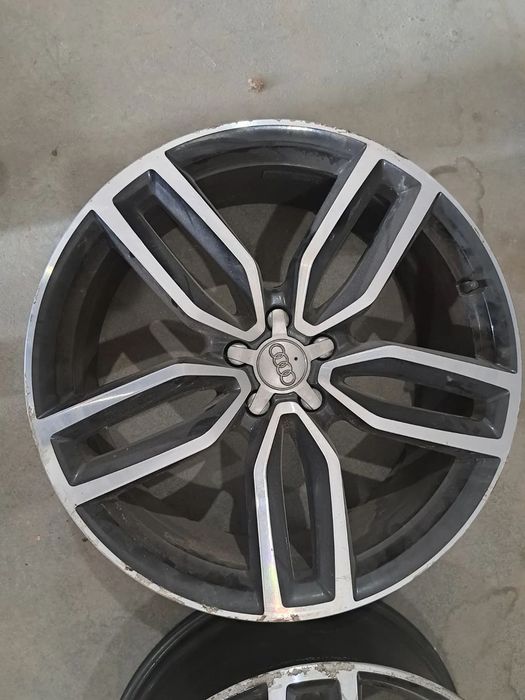 AUDI Q5 8R aluFELGI 21' 8,5J21H2 ET33 8R0601025AM 8R0601025CP