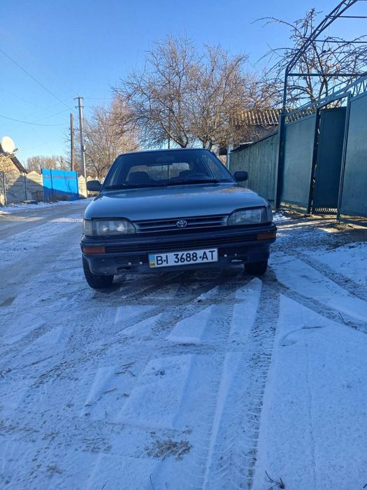Продам автомобіль TOYOTA Corrola