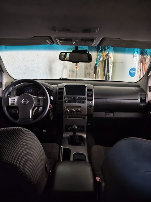 Nissan Navara D40