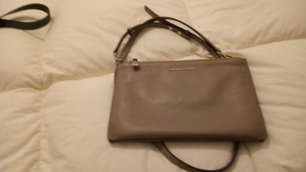 Mala de senhora Michael Kors