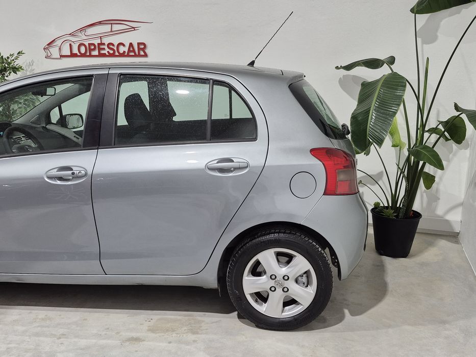 Toyota Yaris 1.4D-4D - AUTOMÁTICO | GARANTIA | NACIONAL