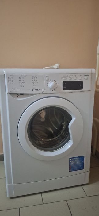 Пральна машинка Indesit