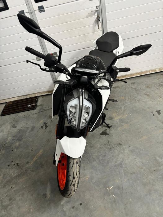 KTM Duke 390. 2017 r  Stan Perfekcyjny