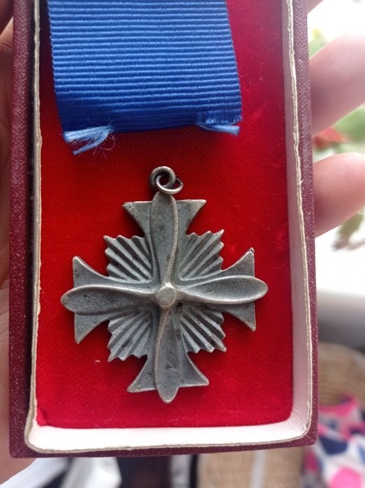 Krzyż medal odznaczenie