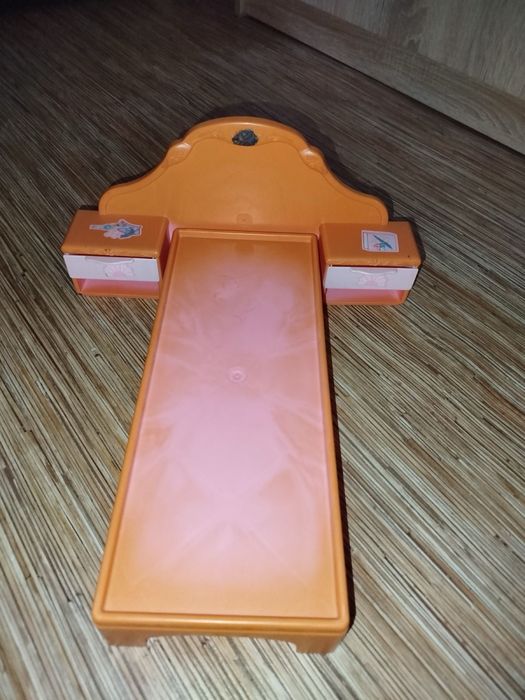 ліжко для ляльок barbie mattel made in Italy 1991