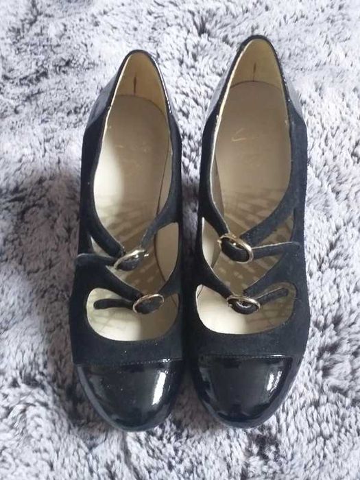 Szpilki Clarks uk 4