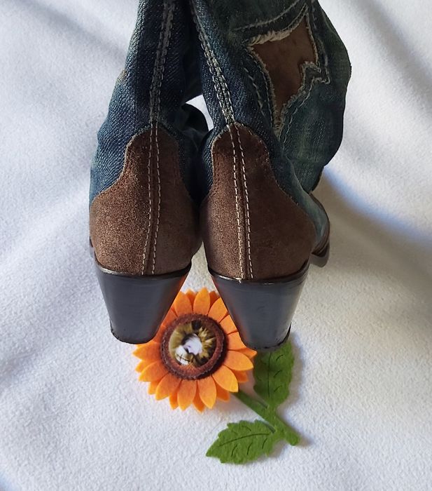 Botas texanas em ganga e camurça