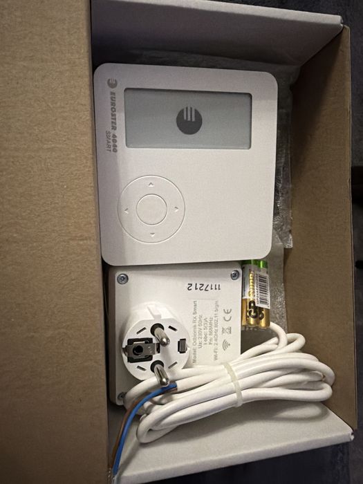 Euroster 4040 Smart Bazprzewodowy regulator temperatury z modulem wifi