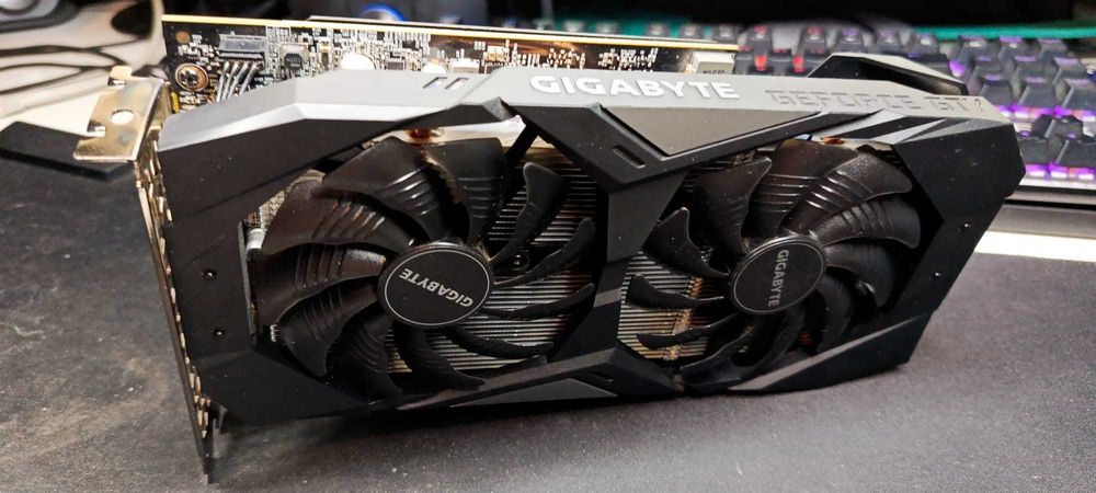 Gigabyte WindForce GTX 1660 Super 6GB OC – GV-N166SOC-6GD