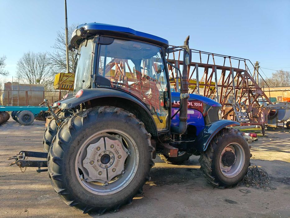 Трактор LOVOL 1054 Ловол