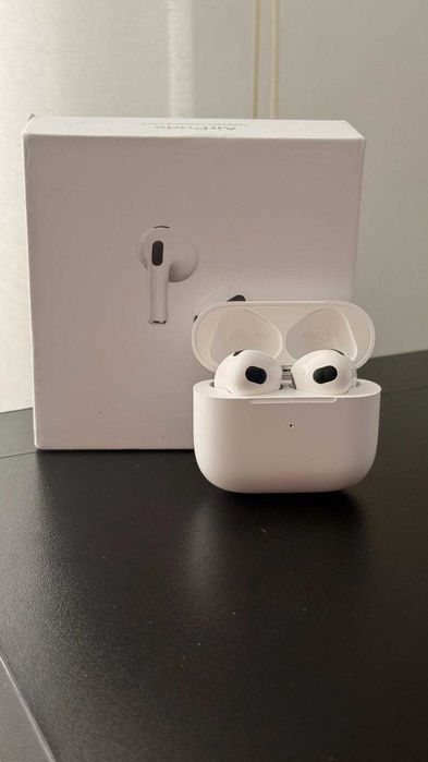 AirPods 4 com Cancelamento de Ruído (ANC) – Como Novos / Usados 1 Vez