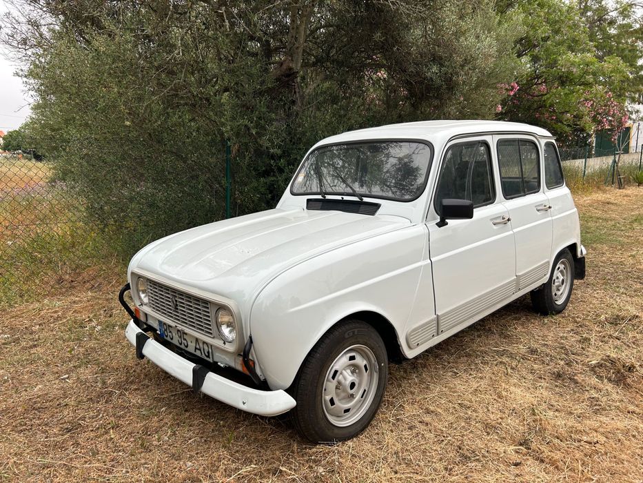 Renault 4L bom estado