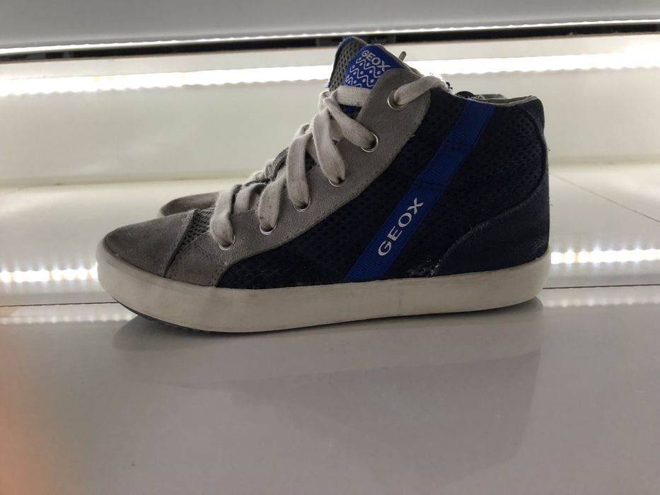 Buty Geox r. 32 unisex. Podeszwa oddychajaca.