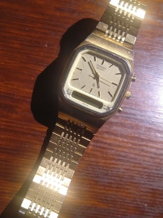 Citizen Base metal YP 8850