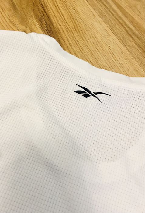 Спортивна фітнес майка Reebok