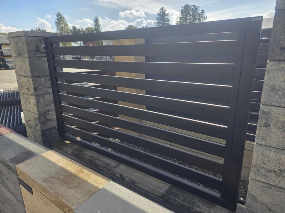 Przęsło palisadowe powystawowe 200x112cm, czarny