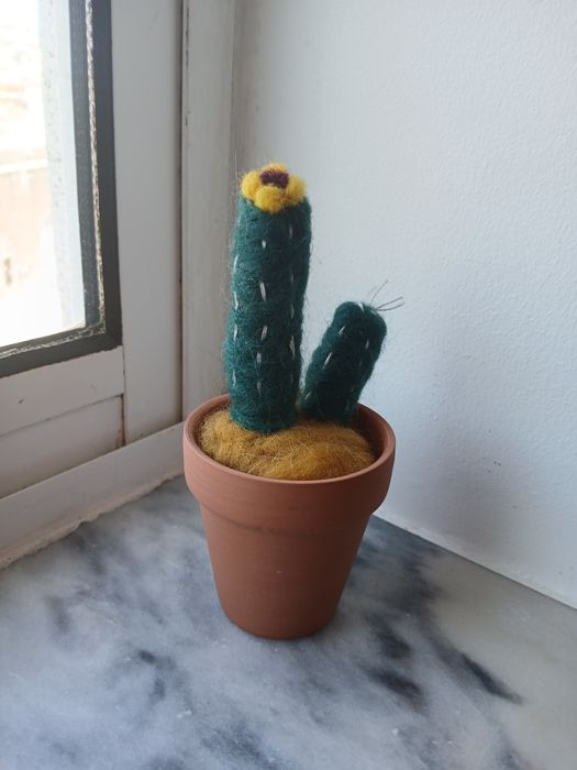 Peças artesanais em feltro – únicas e feitas à mão