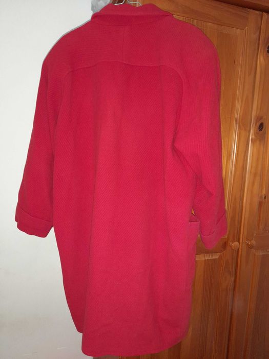 Casaco de inverno, vermelho, tamanho xxl, 5€.