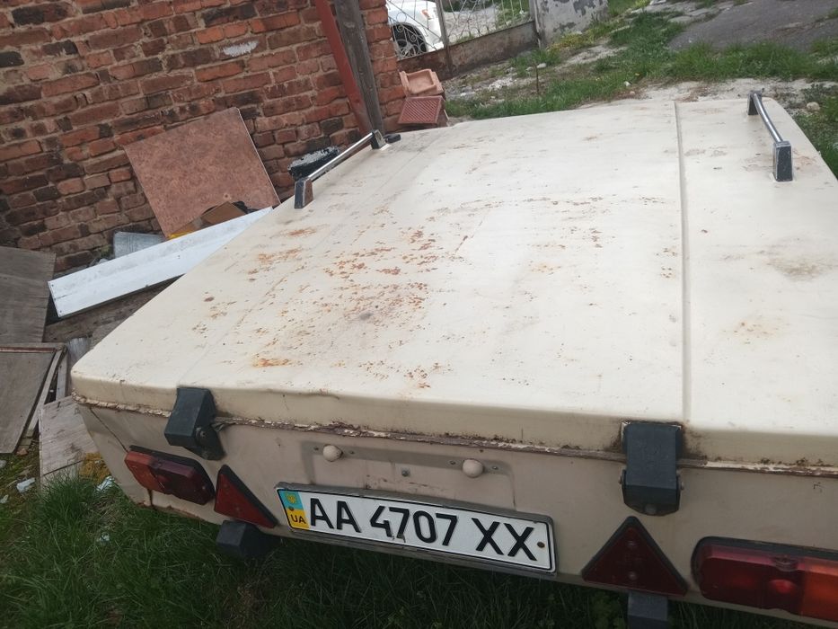 Прицеп ,причіп  легковий