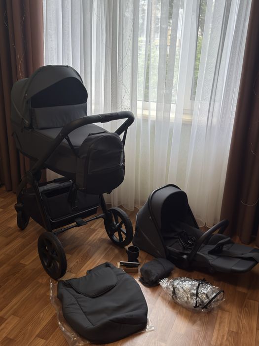 Продам  CARRELLO Omega + в гарному стані