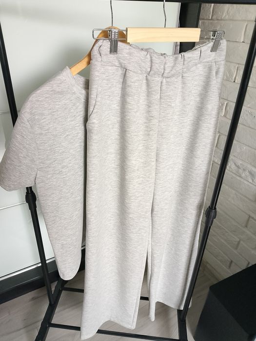 Nowe komplety dresowe.