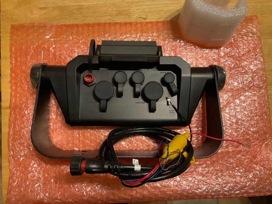 Baza Garmin Quick Release ECHOMAP Ultra 122sv