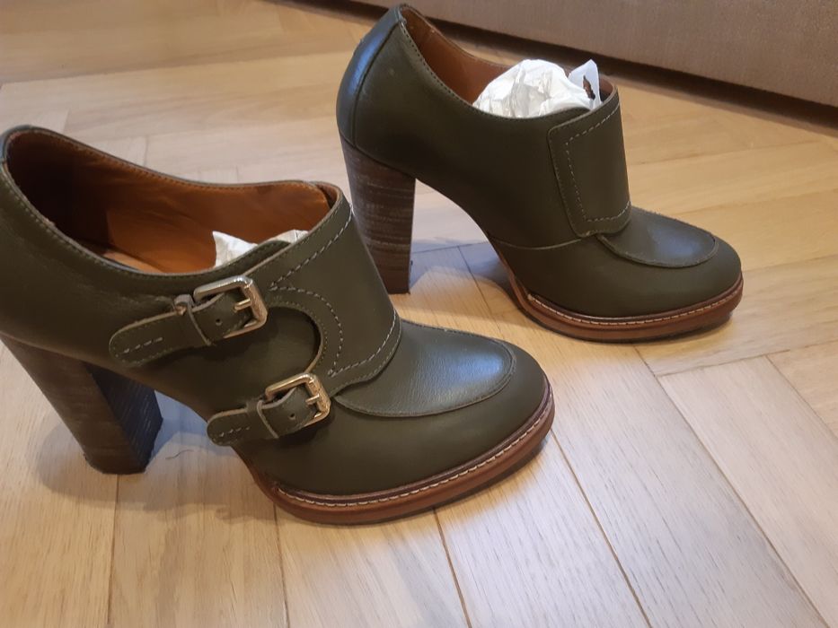 Tommy Hilfiger Boots Like New