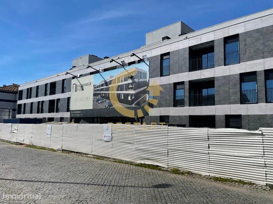 APT T2 último piso, duas suítes, varanda, lugar de garagem, São Mamede