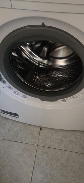 Maquina de lavar roupa