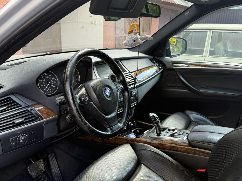 BMW X5 e70 2007 4.8