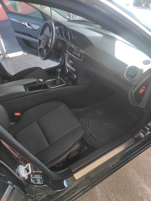 Mercedes w204 2012 rok