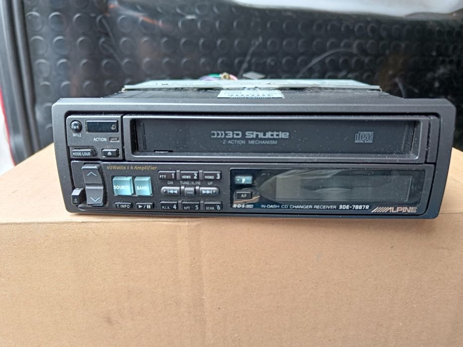 Radio Alpine 3DE-7887R