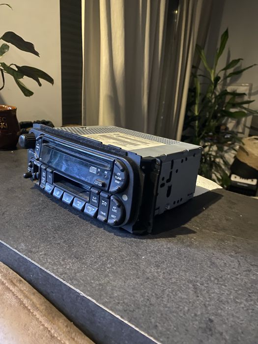 Radio Jeep Grand Cheerokee WJ kod