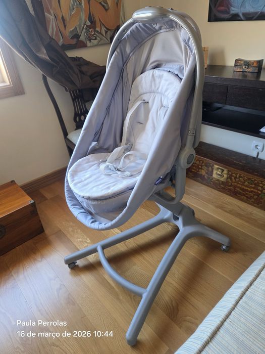 Chicco Baby Hug 4 em 1 - Higienizado.