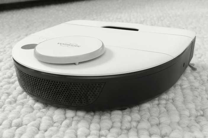 Okazja - Odkurzacz Kobold samojezdny z aplikacją i stacją dokującą .