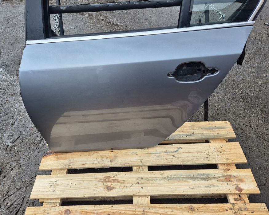 Drzwi tył tylne Lewe Bmw E60 A08 Silbergrau