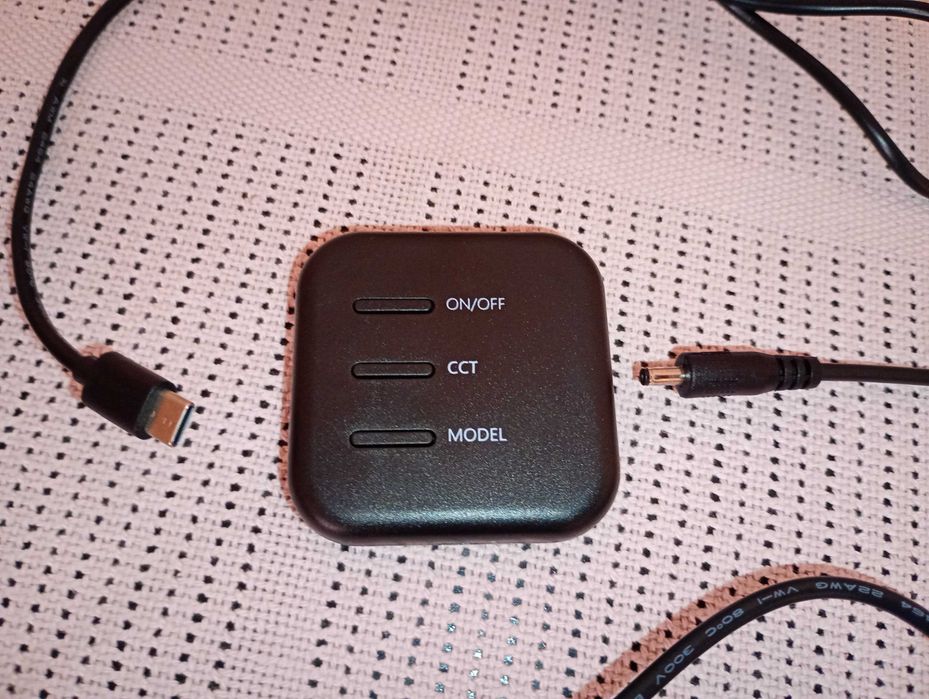 Розумні світлодіодні RGB-панелі Tuya Smart LED (WDW-01) з Bluetooth/Wi-Fi