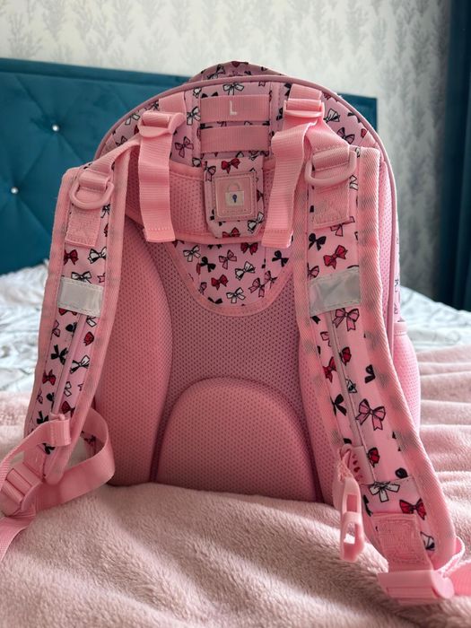 Plecaki szkolne 3 sztuki. Stan super.