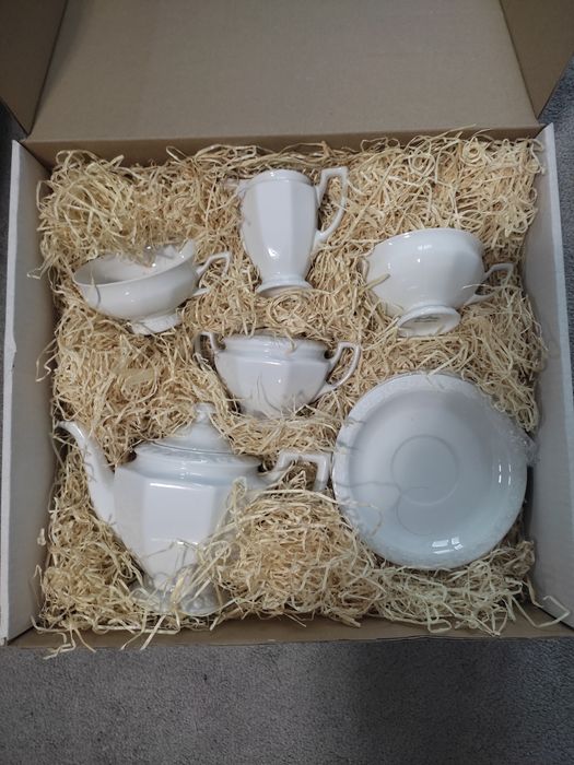 Zestaw porcelanowy Biała Maria do herbaty dla 2 osób - Rosenthal