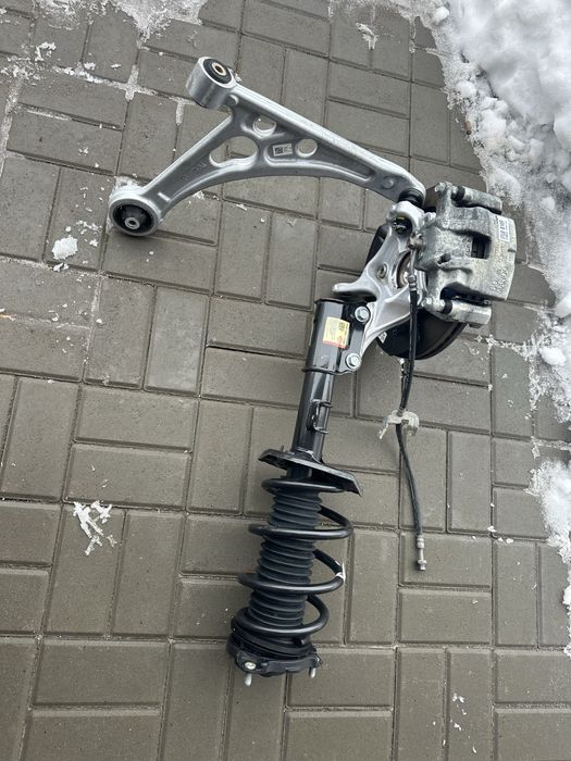 Амортизатор  Hyundai Kona FAMR 54651-BFAMO ричаг, цапфа 24 рік