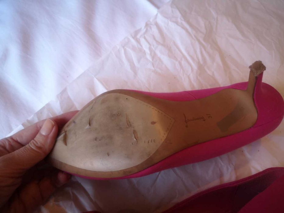 sapatos salto alto da stradivarius