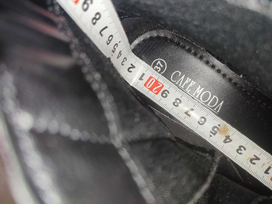 Ботинки новые кожаные осенние 37р